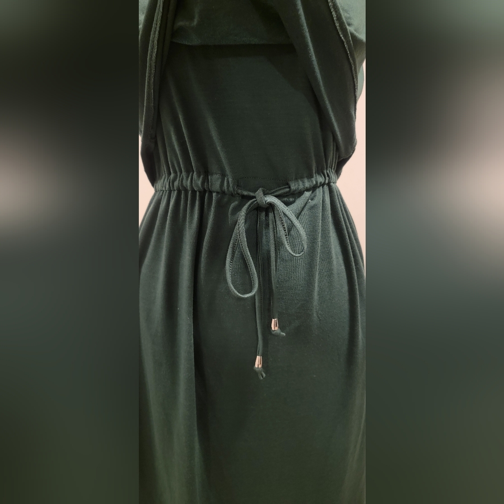 Comfortable Green Dress with Drawstring Waist - Picture 2 of 7